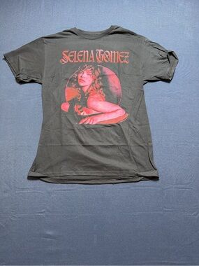Selena Gomez Graphic Cotton T-Shirt Medium NWOT
